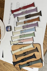 Fashionable Genuine Leather Lychee Pattern Double C Magnetic Buckle Watch Strap